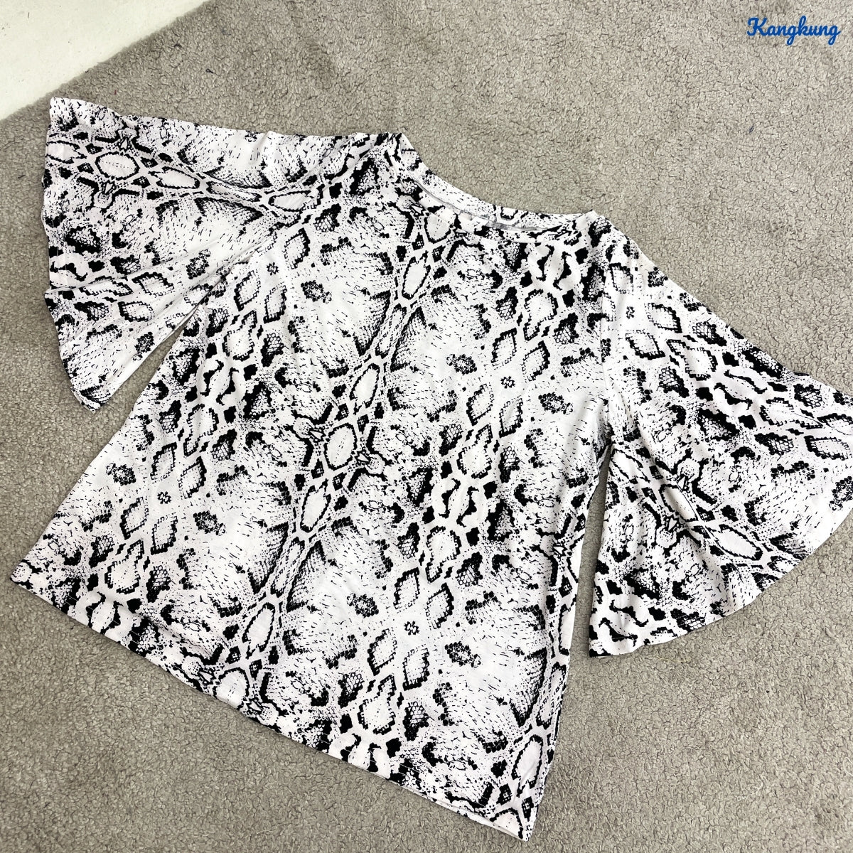 KANGKUNG IKIRA KASUAL WOMEN PATTERN SHIRT FLOWY SLEEVE - C1049