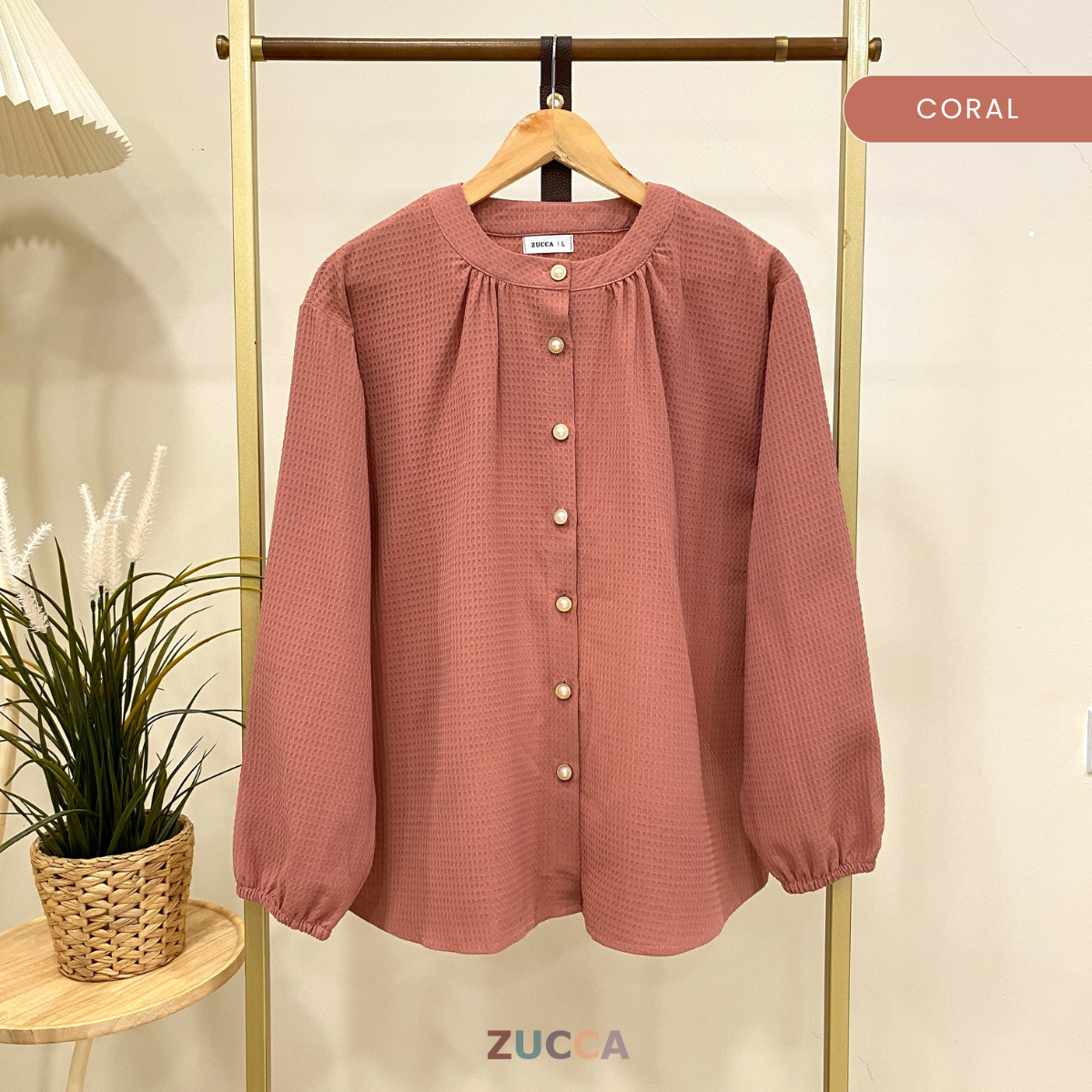 ZUCCA KORI HONEYCOMB KNIT BUTTON DOWN BLOUSE - DM261