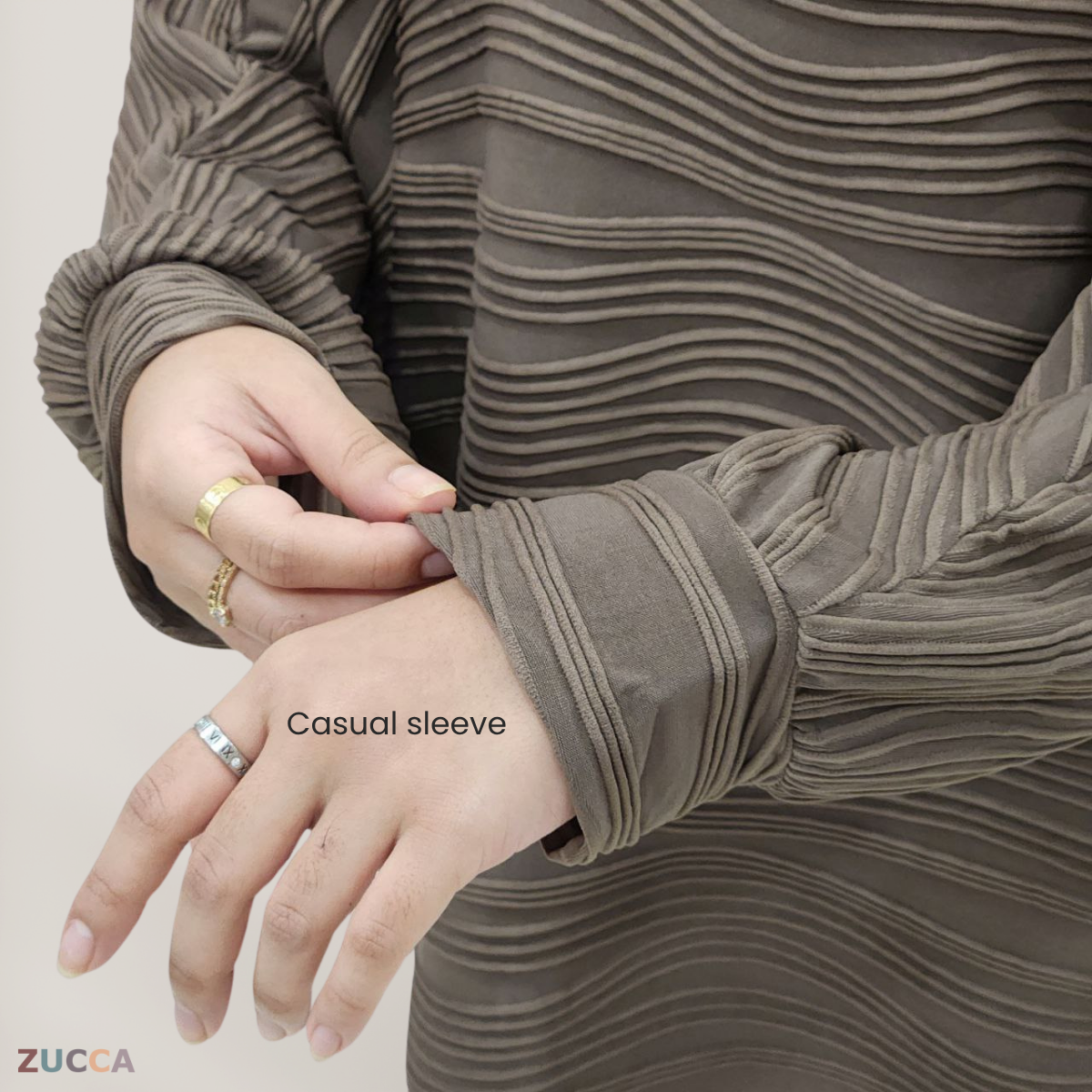 ZUCCA FARISA KEMEJA CORAK BERJALUR - DM089