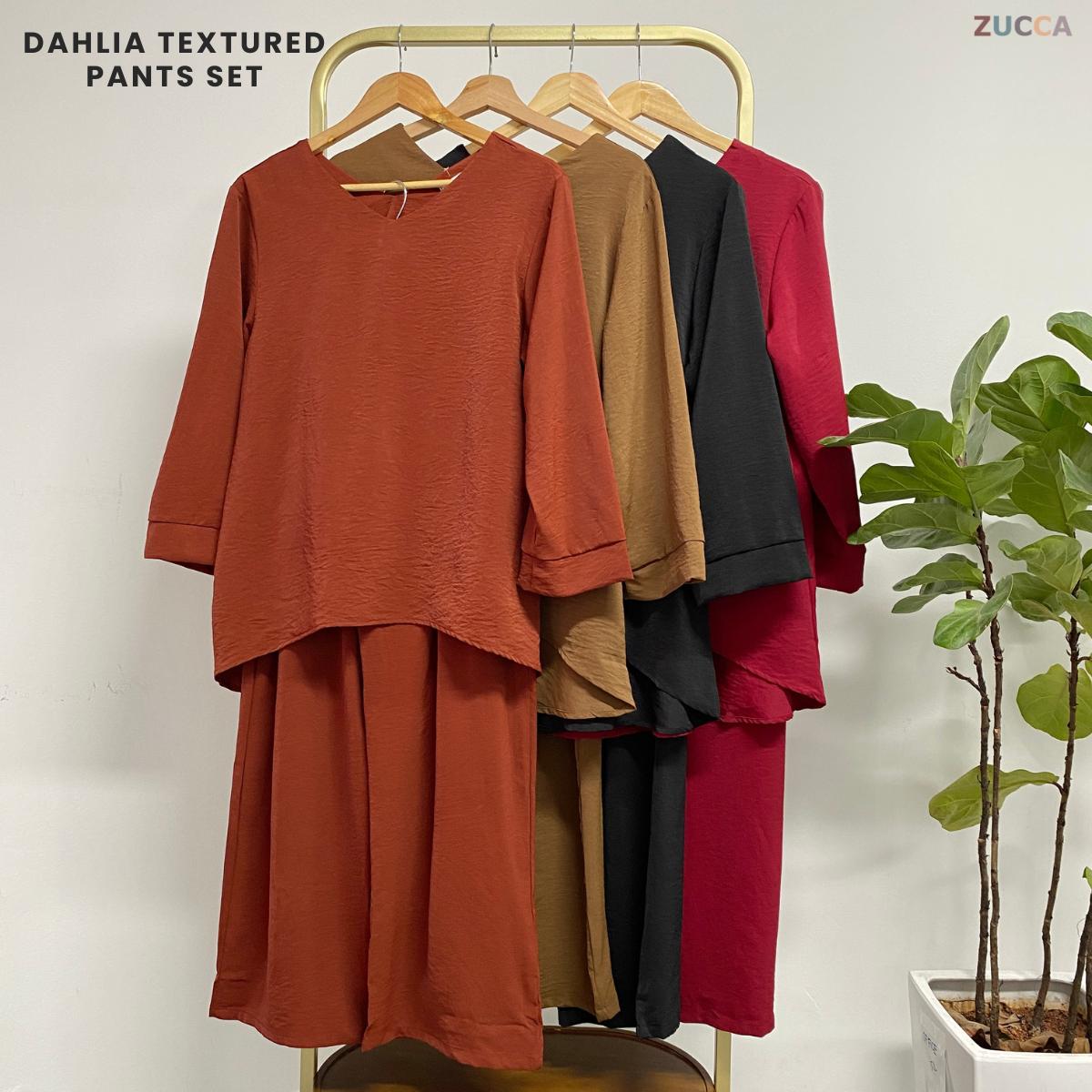 ZUCCA DAHLIA TEXTURED PANTS SET-DMSET011 Blouses