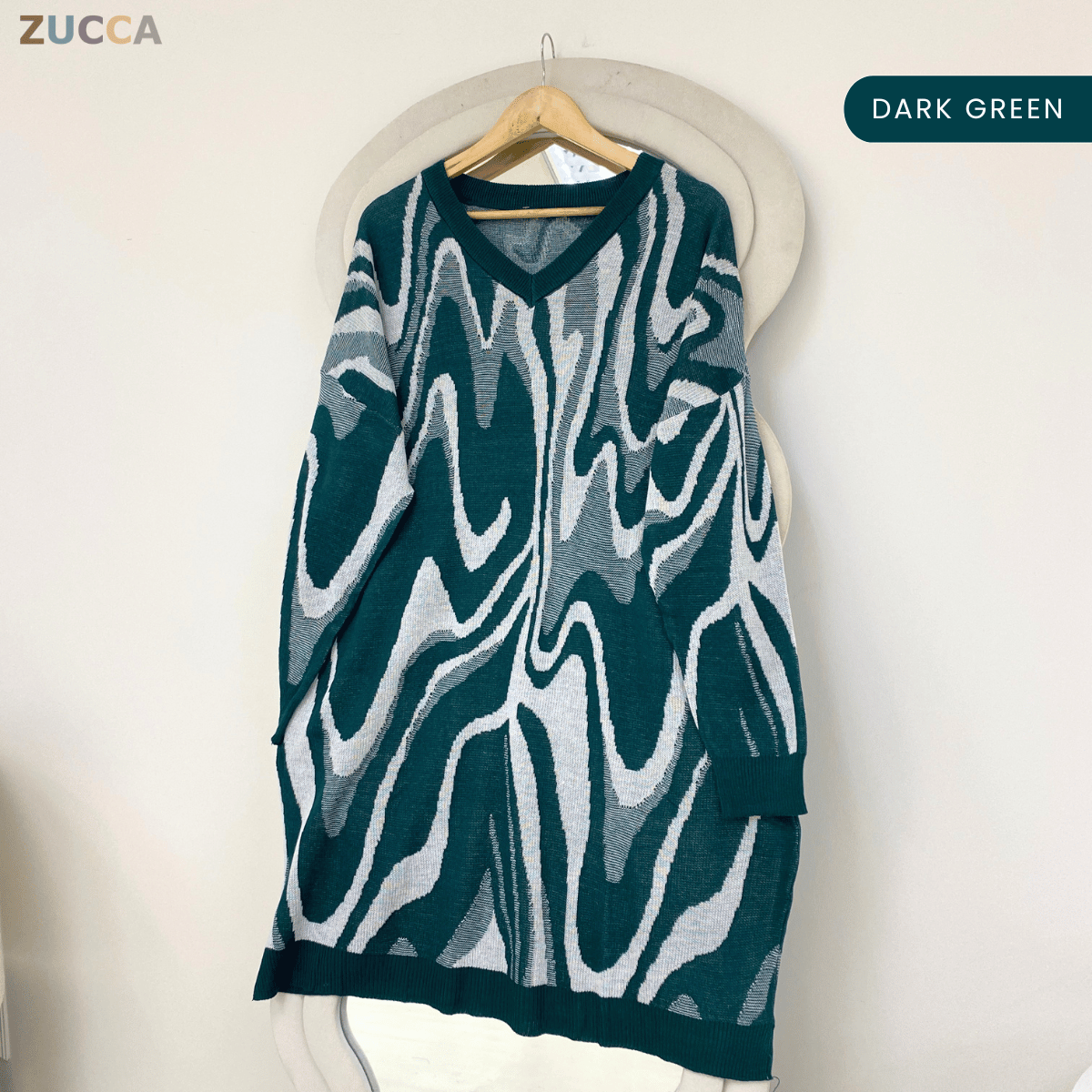 ZUCCA DEBBY WOMEN ABSTRACT WAVE KNIT SWEATER - GC001 (B1067)