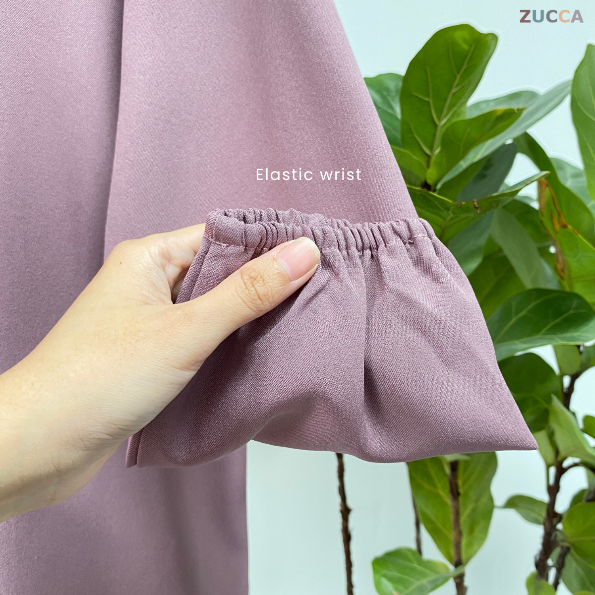 ZUCCA ILIS EMBROIDERED PETER PAN SCALOP COLLAR BLOUSE - MA040