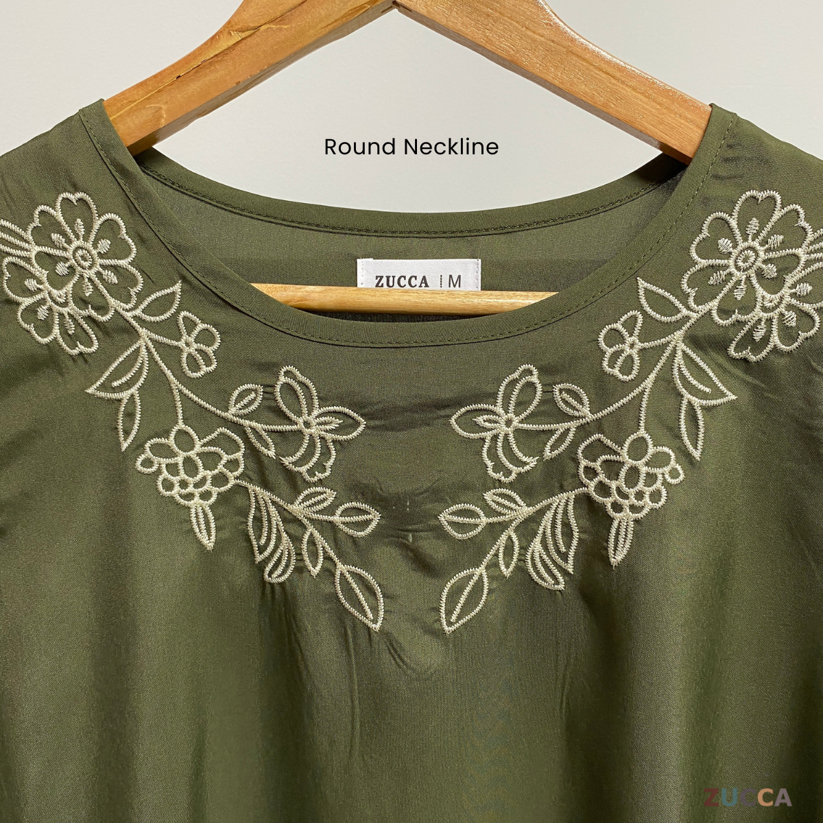 ZUCCA IVINA BLOUS KASUAL BERCORAK SULAMAN FLORAL LEHER BULAT – MA056