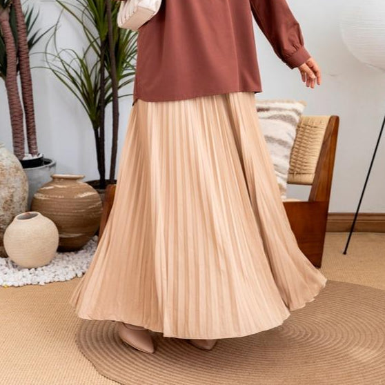 ZUCCA HANEE FLOWY PLEATED MAXI SKIRT - MA061