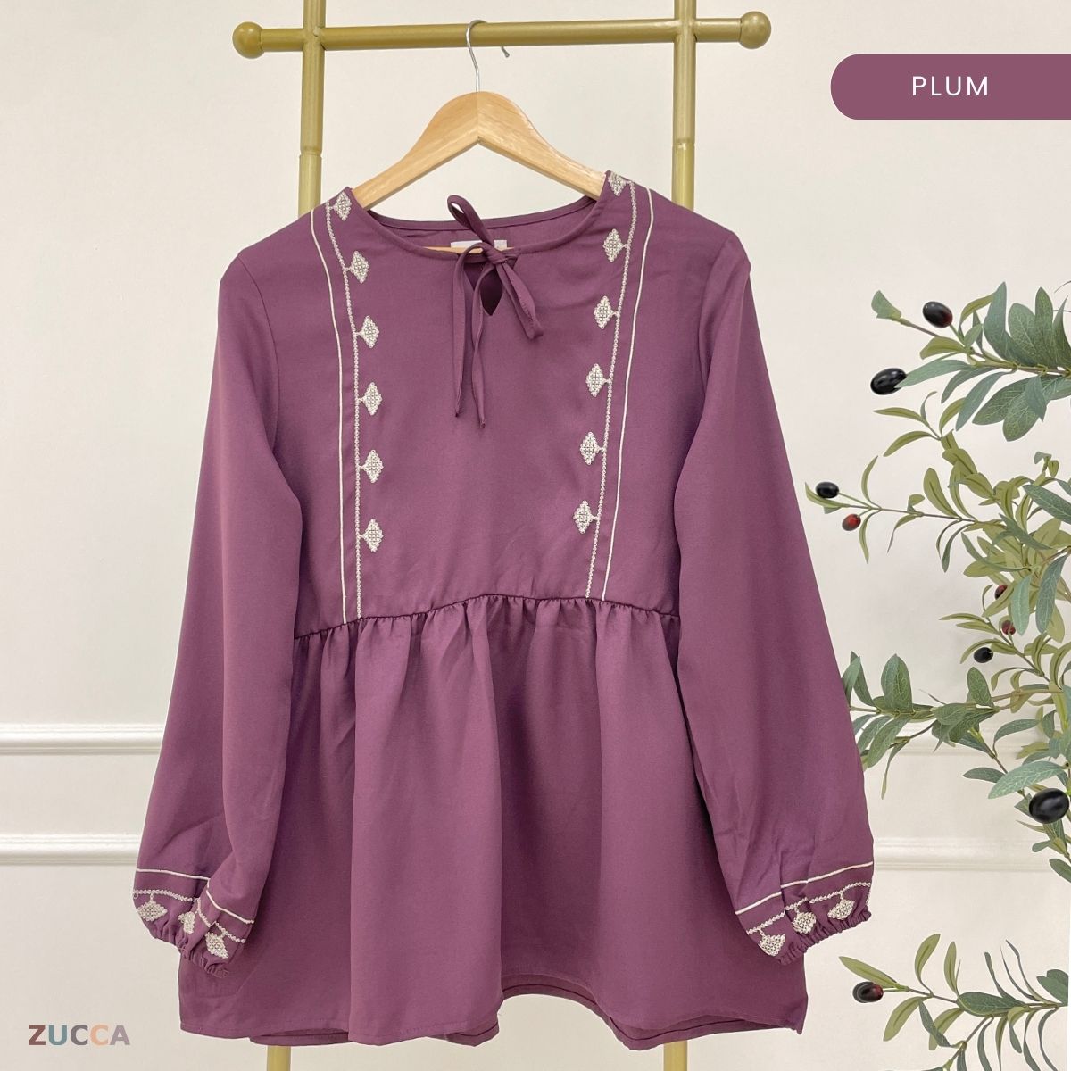ZUCCA ALISYA EMBROIDERY CHARM BLOUSE -MA092