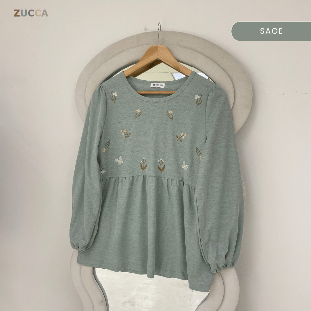 ZUCCA ARLIZA DOLLY BLOUSE EMBROIDERED FLOWER - MA101