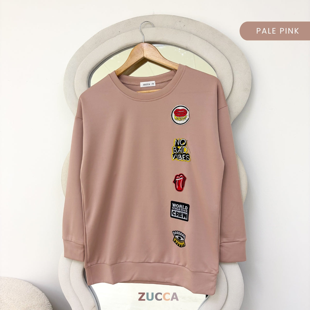 ZUCCA KAEIRA KASUAL WOMEN PATCH EMBROIDERED COZY SWEATSHIRT - MA197