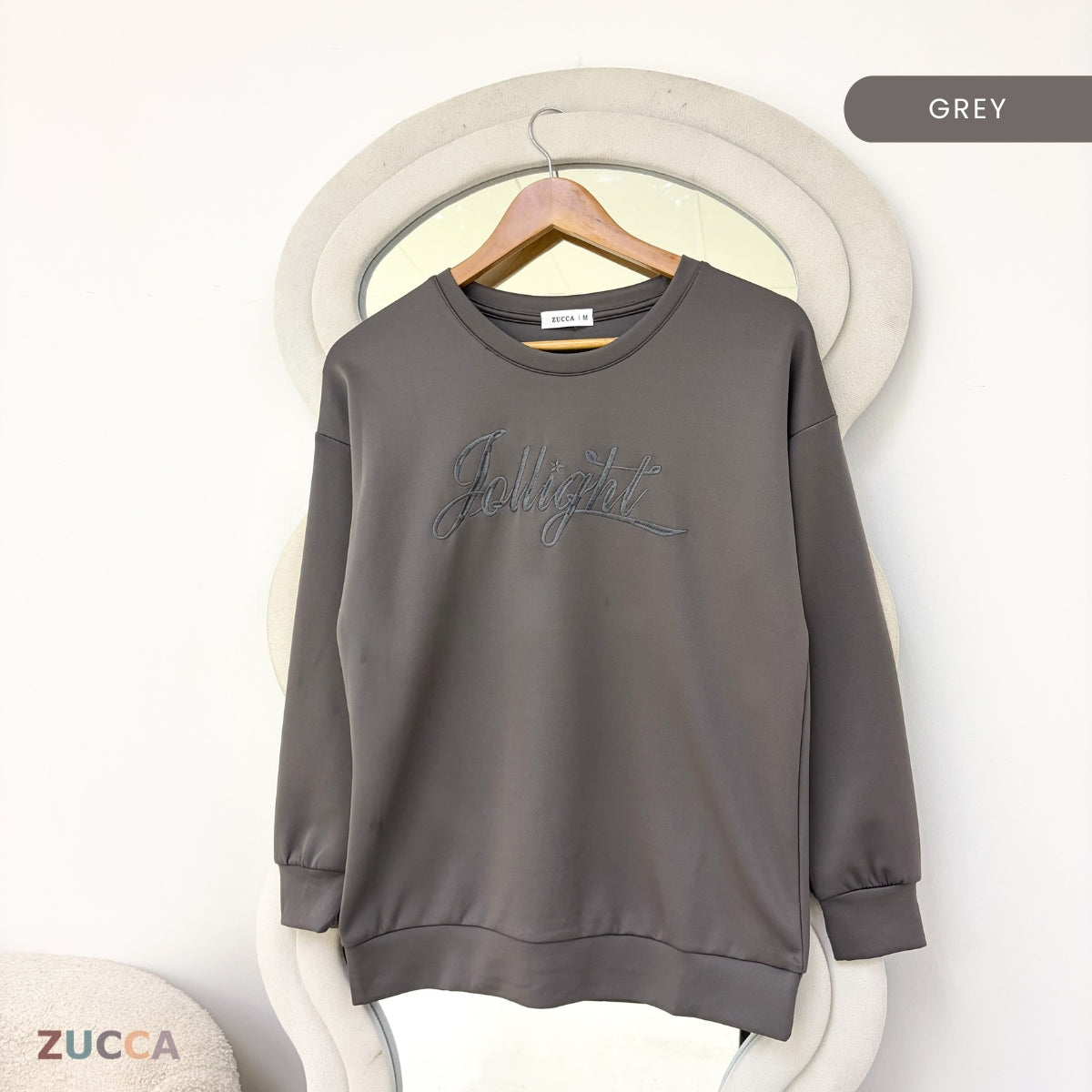 ZUCCA NELLY MINIMAL EMBROIDERED COZY SWEATSHIRT - MA199