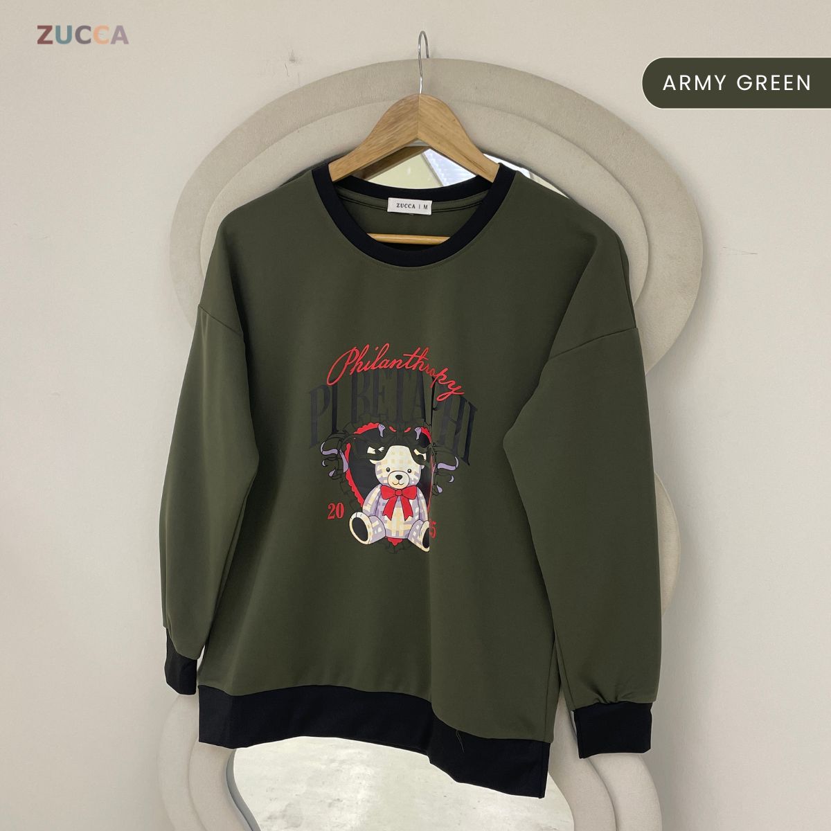 ZUCCA EZZAH VINTAGE BEAR GRAPHIC LONG SLEEVE SWEATSHIRT - MA209
