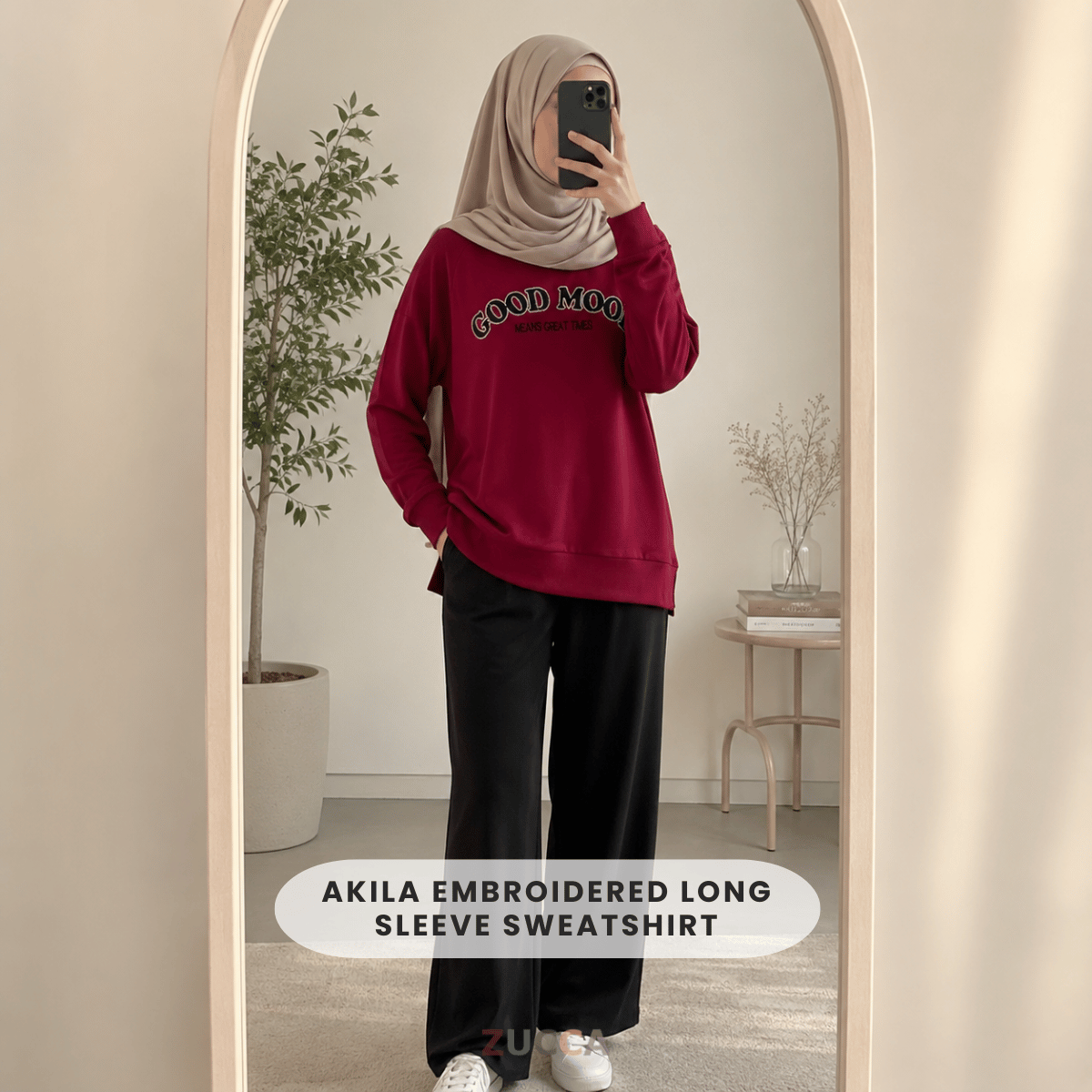ZUCCA AKILA EMBROIDERED LONG SLEEVE SWEATSHIRT – MA212