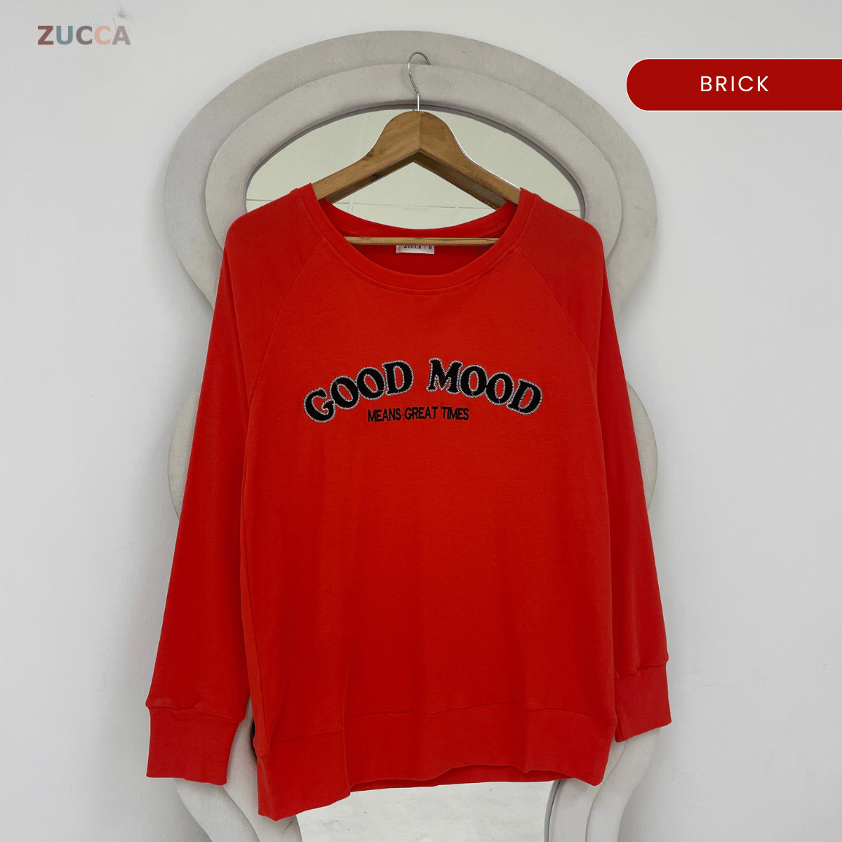 ZUCCA AKILA EMBROIDERED LONG SLEEVE SWEATSHIRT – MA212