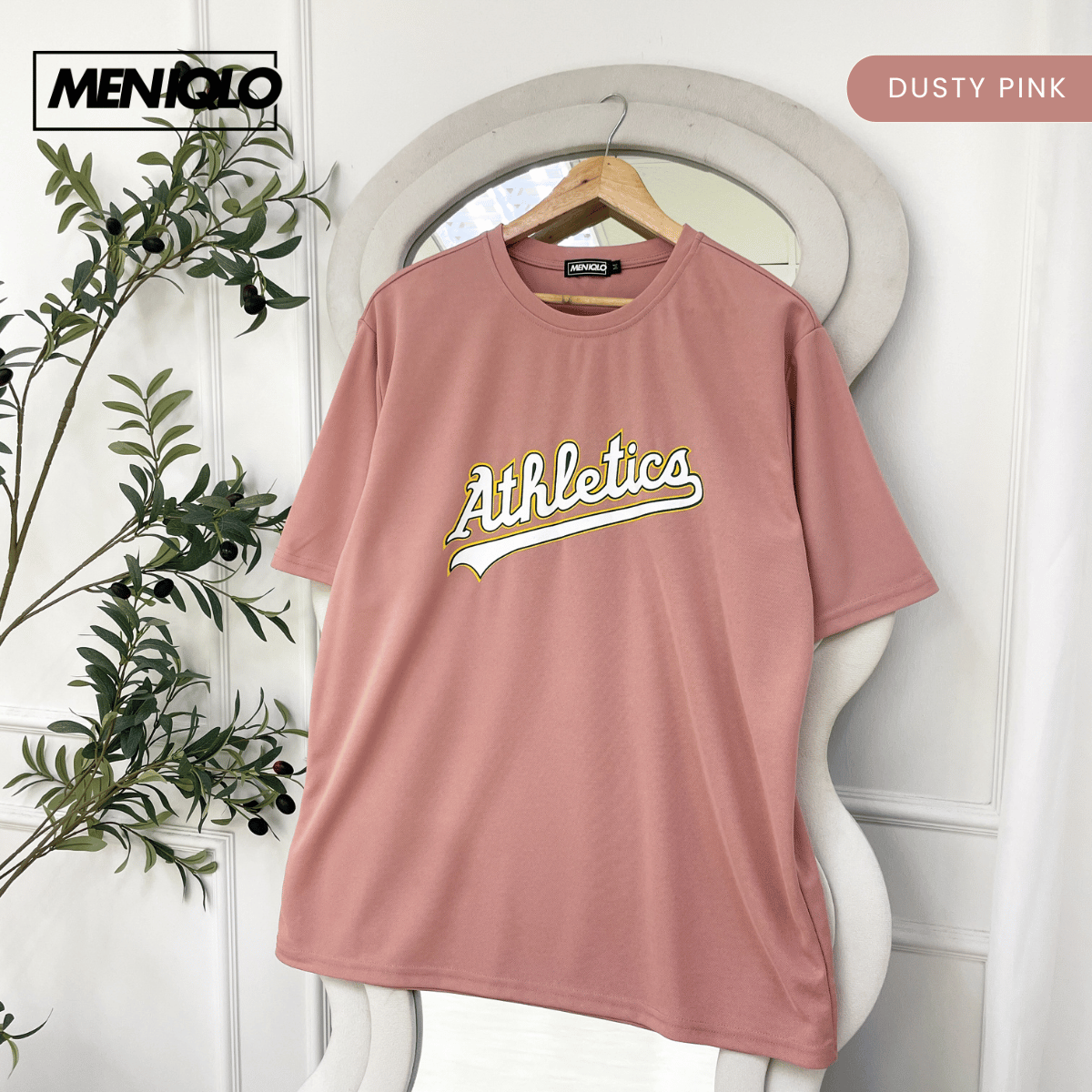 MENIQLO TRAVIS MAN CLASSIC ATHLETICS GRAPHIC PERFORMANCE TEE - MQ1005