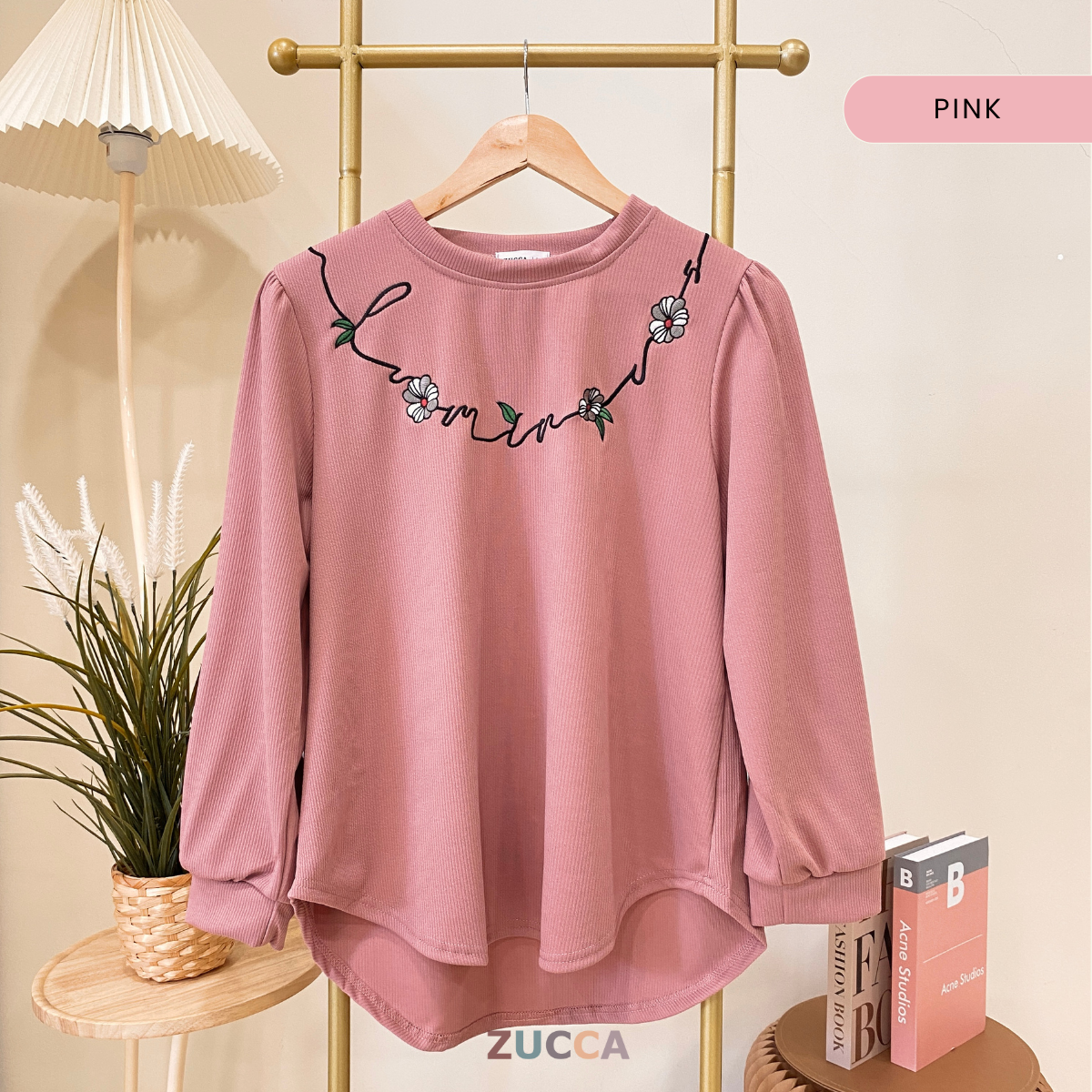 ZUCCA ADISA CASUAL BLOUSE WITH EMBROIDERY DESIGN - DM140