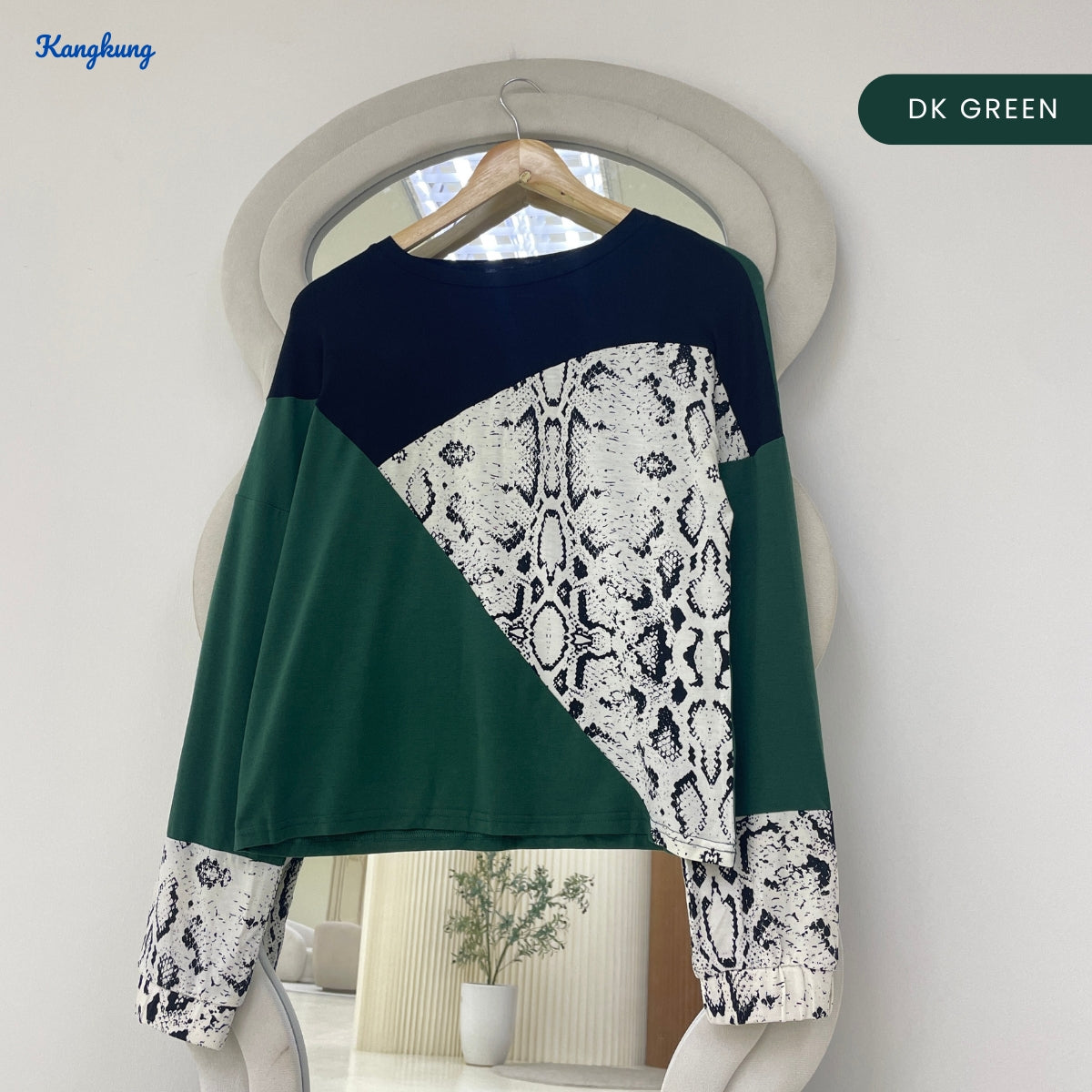 KANGKUNG POPPY COLOR BLOCK SNAKE PRINT LONG SLEEVE TOP - Q013