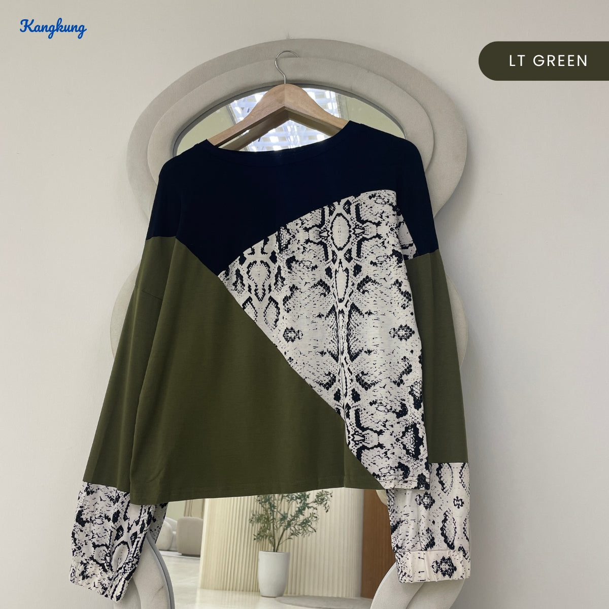 KANGKUNG POPPY COLOR BLOCK SNAKE PRINT LONG SLEEVE TOP - Q013