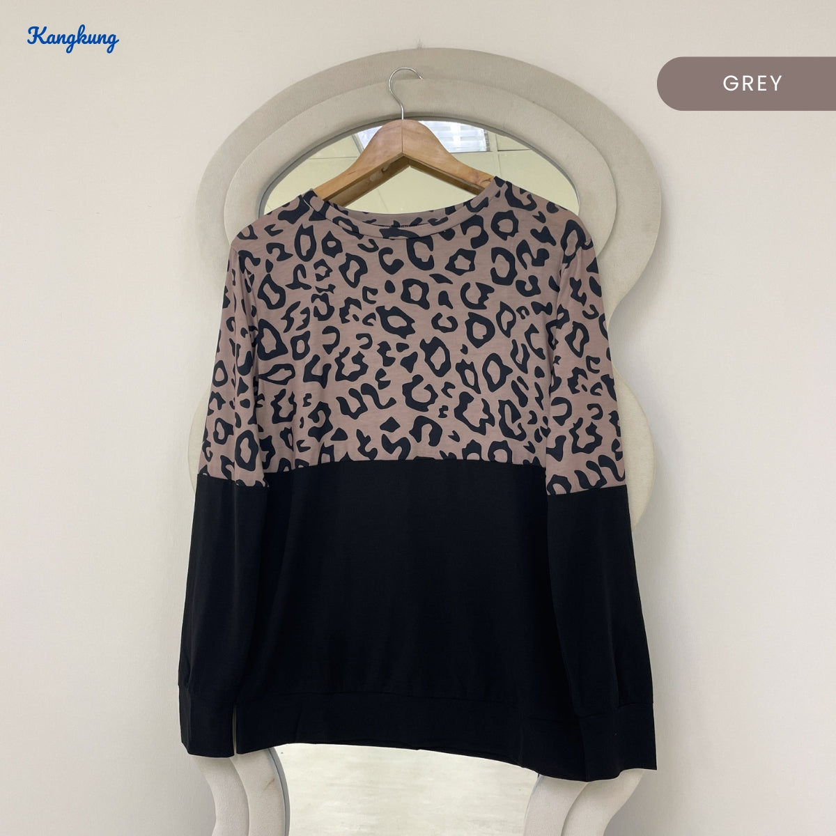 KANGKUNG TEERA PRINTED COLOR BLOCK TURTLENECK LONG TOP - Q026
