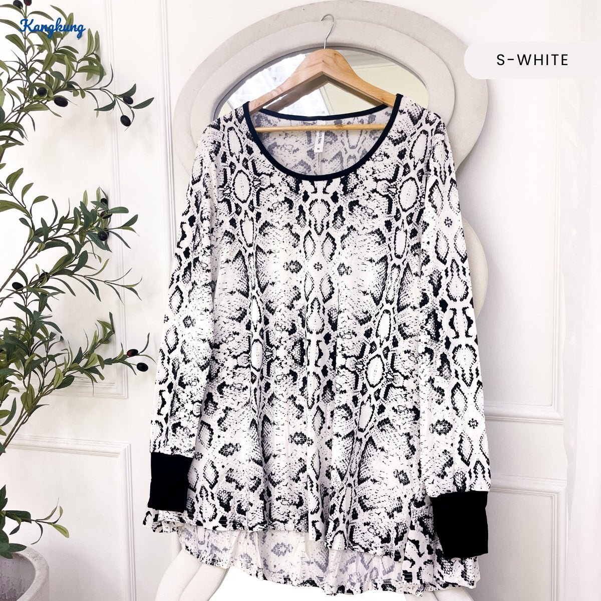 KANGKUNG EVANIA WOMEN KASUAL PATTERN BLOUSE -C1021 (315)