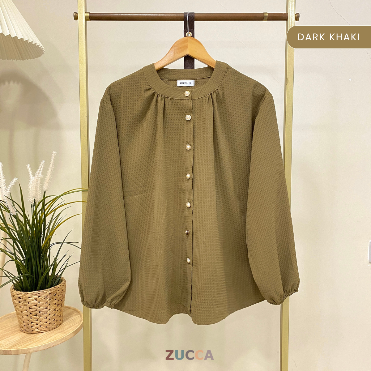 ZUCCA KORI HONEYCOMB KNIT BUTTON DOWN BLOUSE - DM261