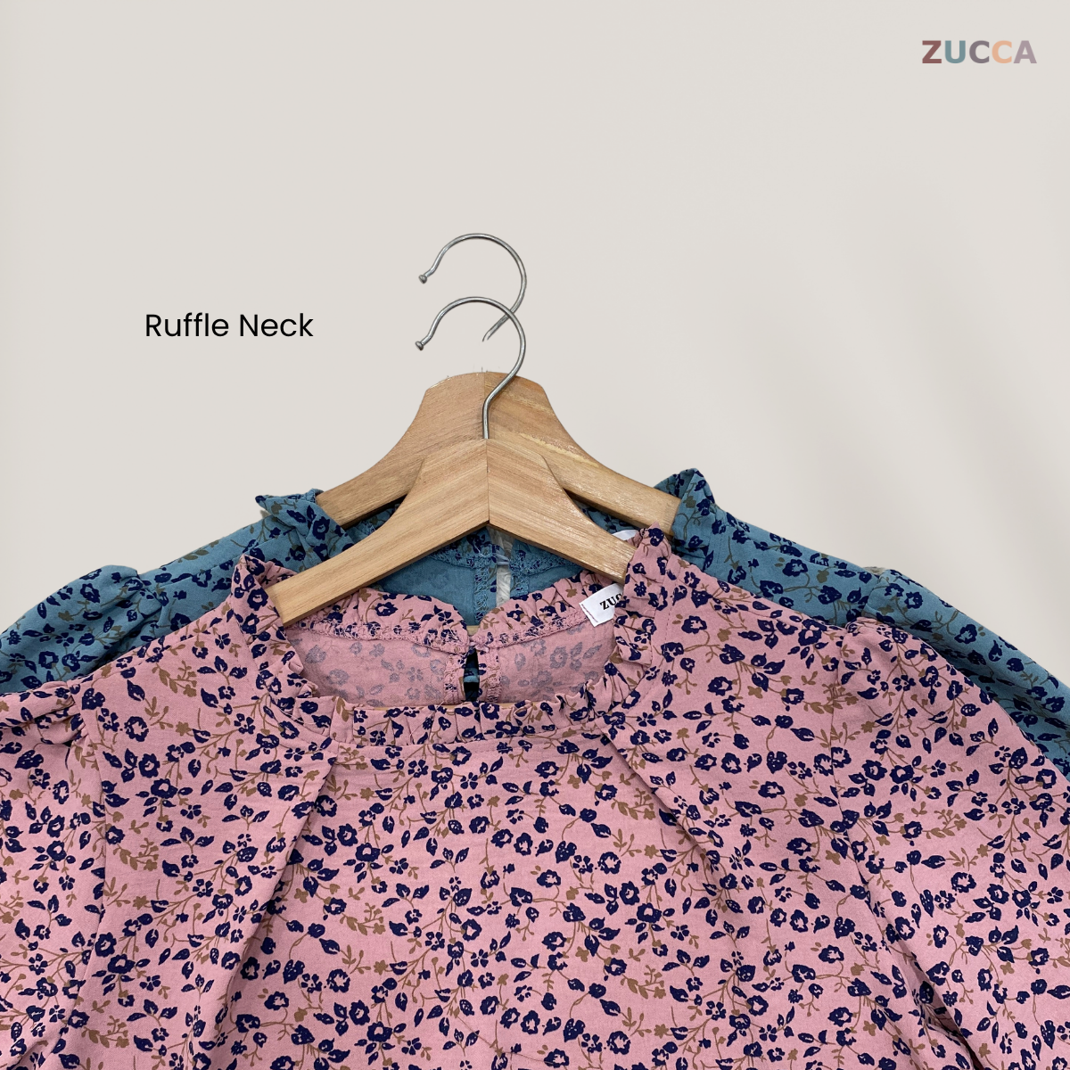 ZUCCA YULINA BLOUS WANITA BERCORAK FLORAL BERSERTA LEHER BERTINGKAT – DM094