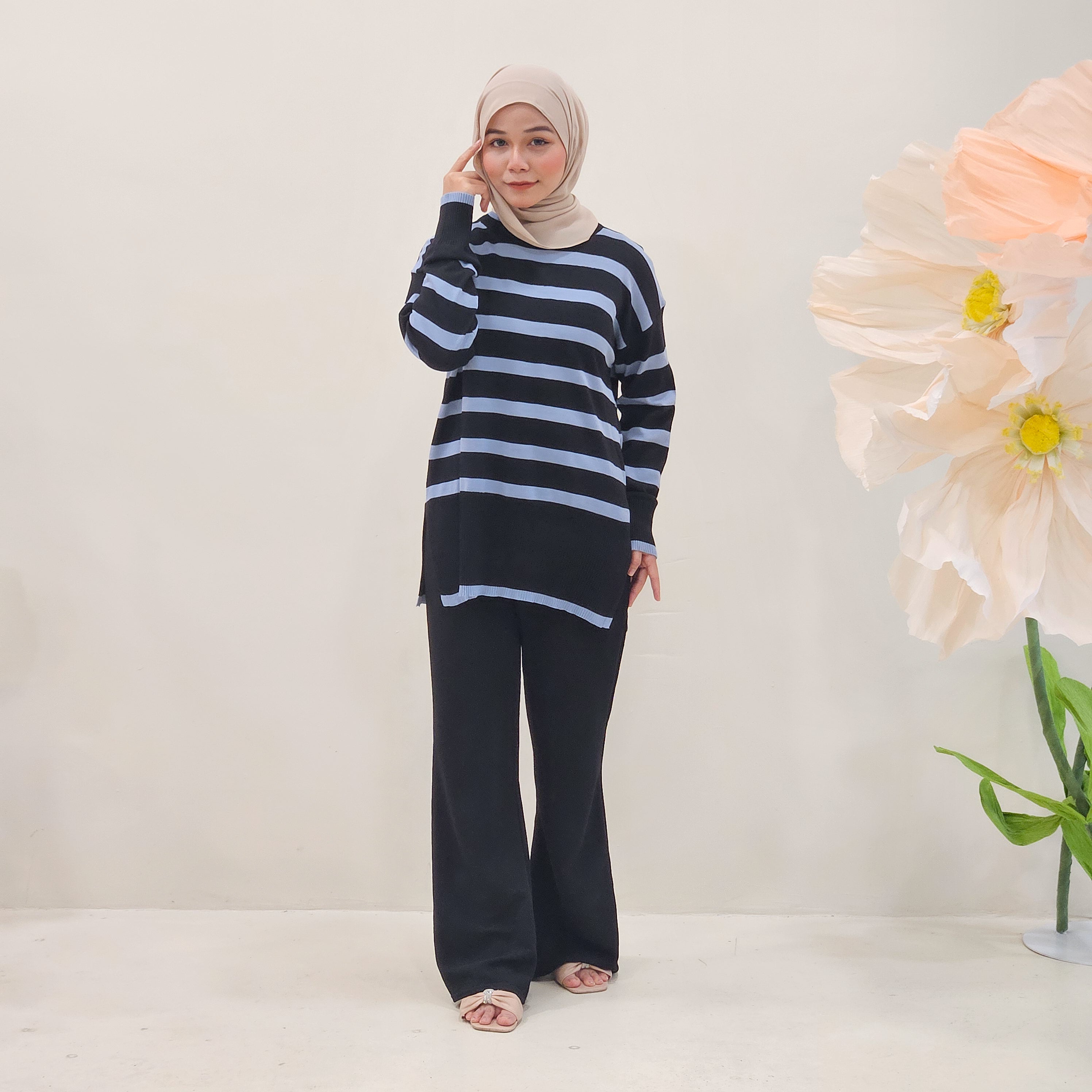 Cerry Striped Knitwear Labuh Wanita DM187