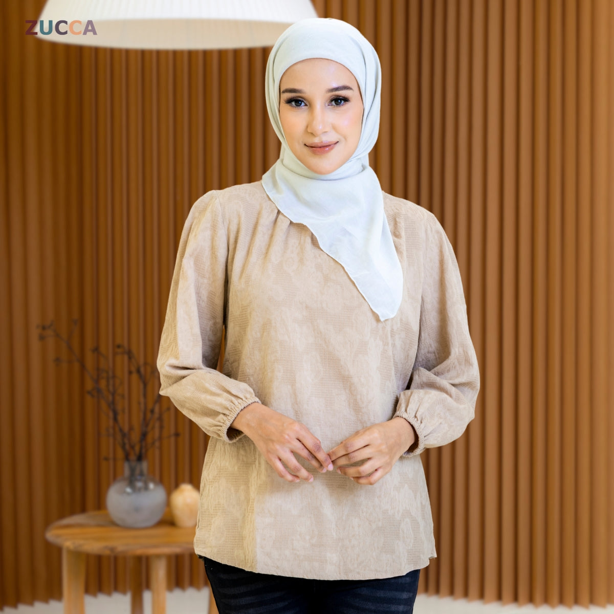 ZUCCA QAIRINA MODEST JACQUARD BLOUSE-DM308 Tops