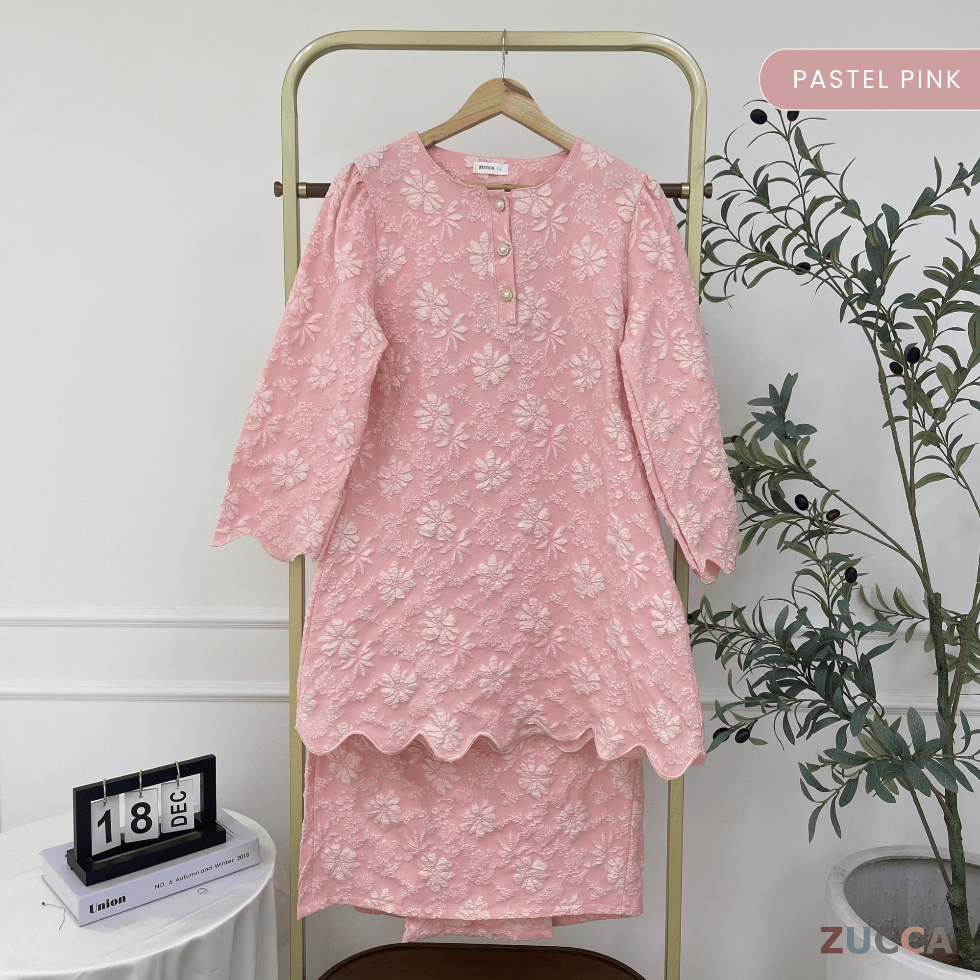 [JOM RAYA 2026] ZUCCA [MOM] NAZRINA FLORAL KURUNG MODERN IBU  - DMRAYA006