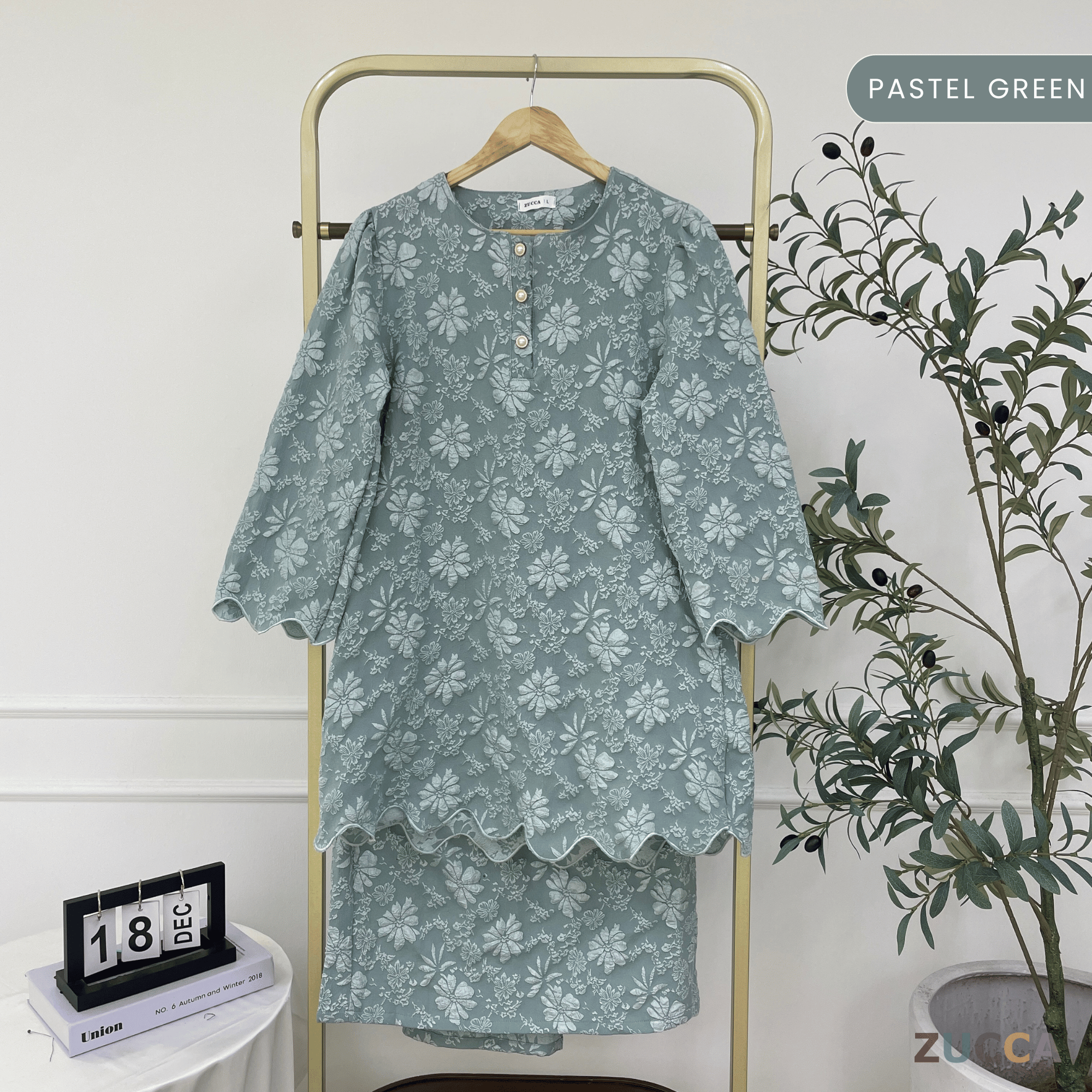 [JOM RAYA 2026] ZUCCA [MOM] NAZRINA FLORAL KURUNG MODERN IBU  - DMRAYA006