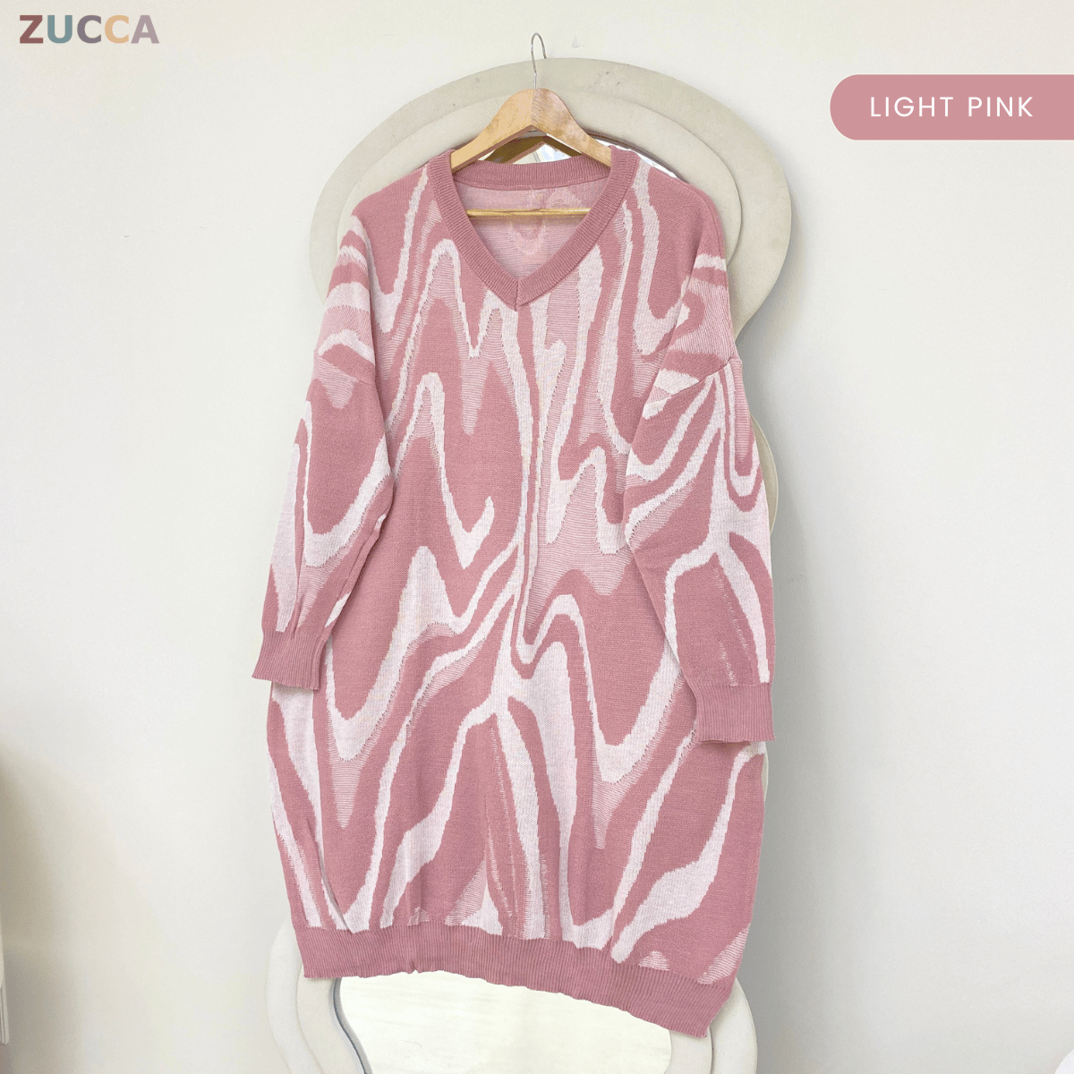 ZUCCA DEBBY WOMEN ABSTRACT WAVE KNIT SWEATER - GC001 (B1067)