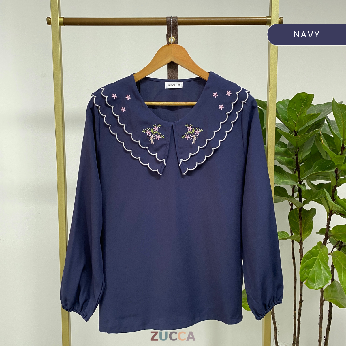 ZUCCA ILIS EMBROIDERED PETER PAN SCALOP COLLAR BLOUSE - MA040