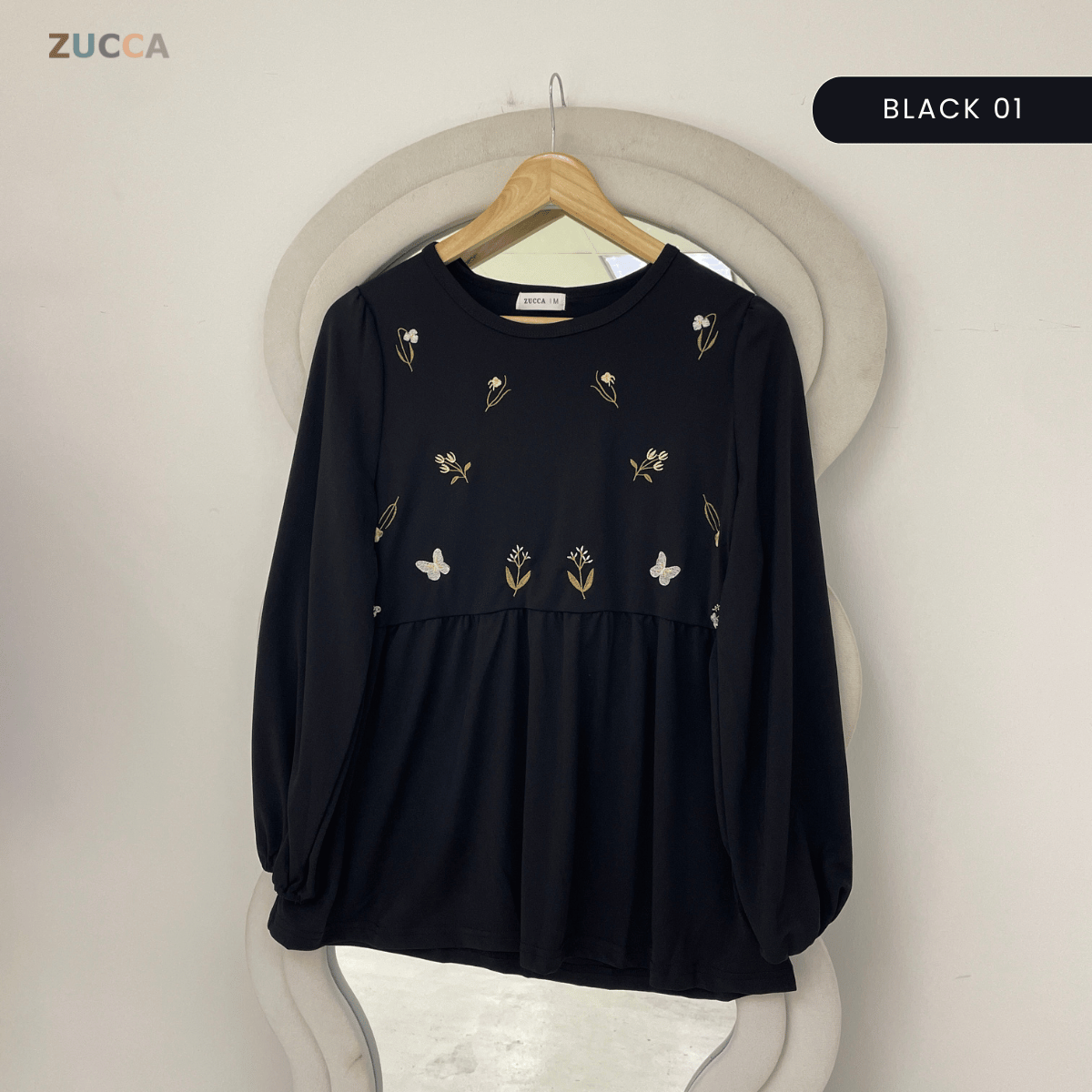 ZUCCA ARLIZA DOLLY BLOUSE EMBROIDERED FLOWER - MA101