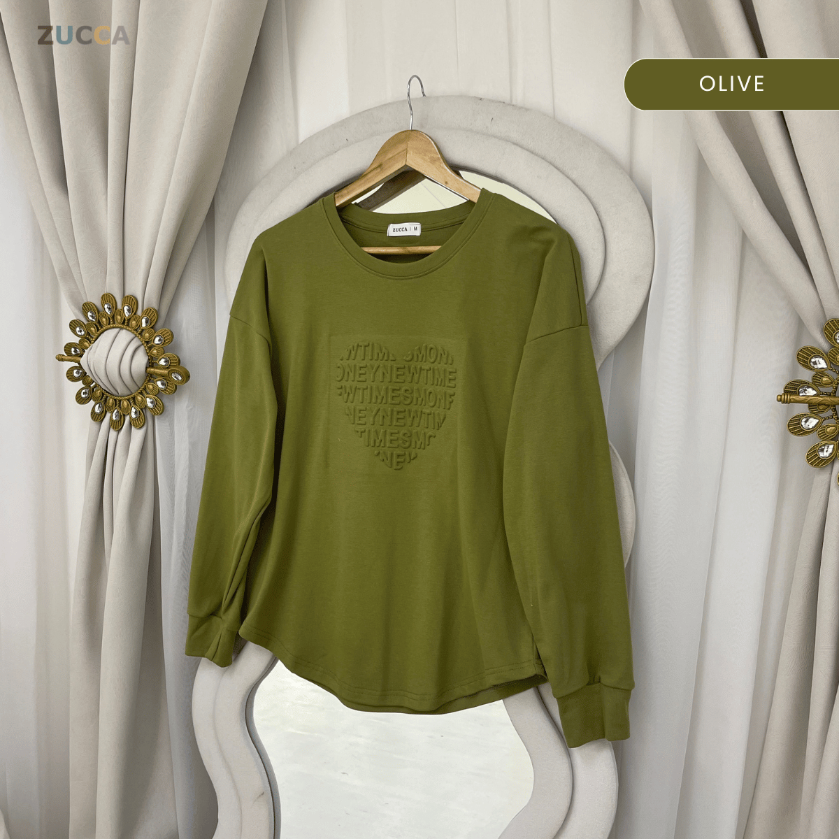 ZUCCA MALIA SOFT TOUCH  EMBOSSED HEART MODEST SWEATSHIRT - MA183