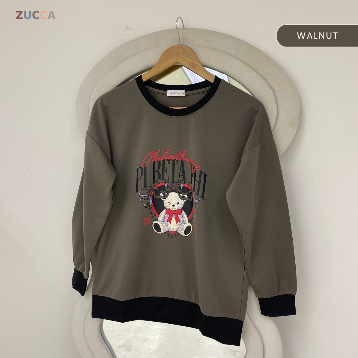 ZUCCA EZZAH VINTAGE BEAR GRAPHIC LONG SLEEVE SWEATSHIRT - MA209