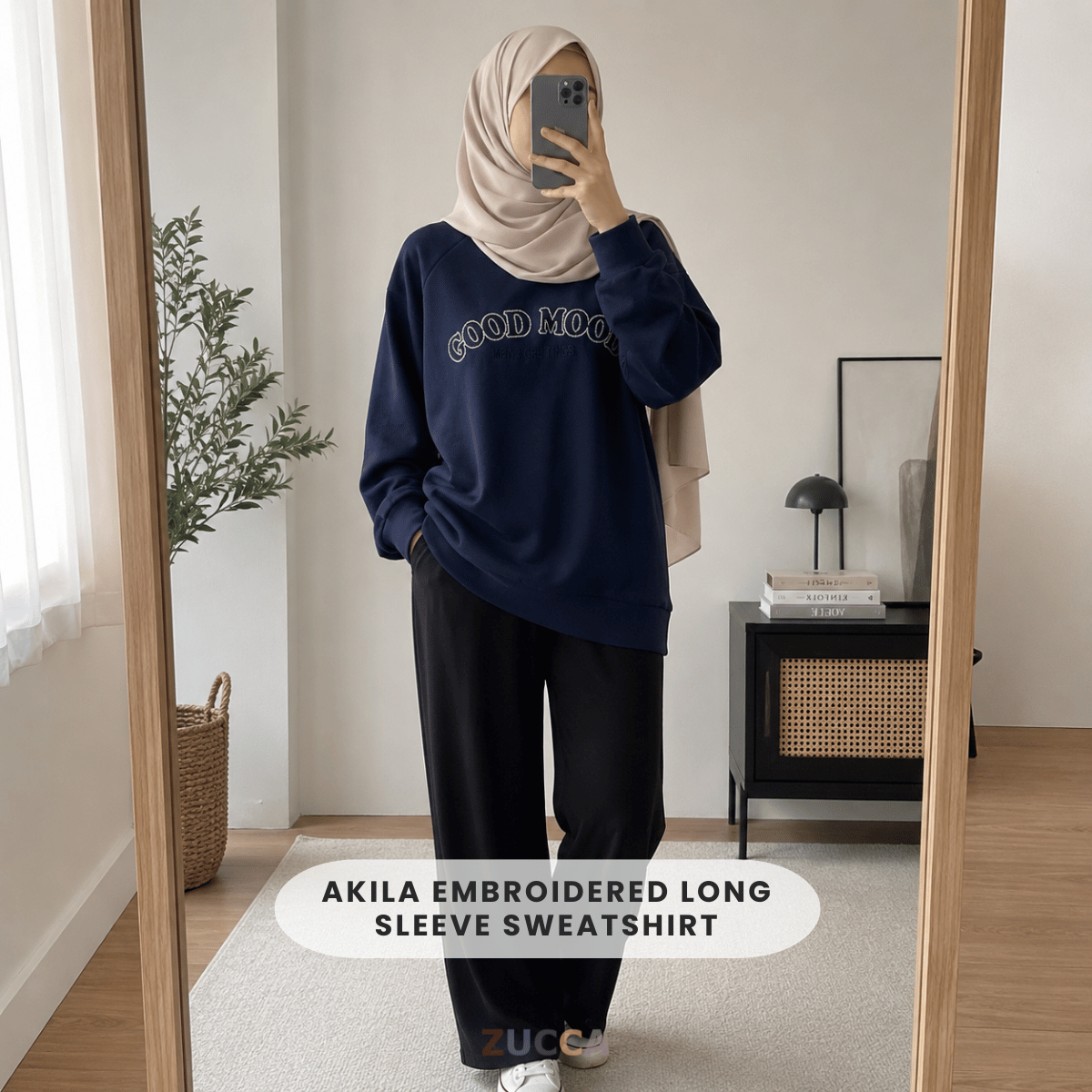 CLEARANCE ZUCCA AKILA EMBROIDERED LONG SLEEVE SWEATSHIRT – MA212