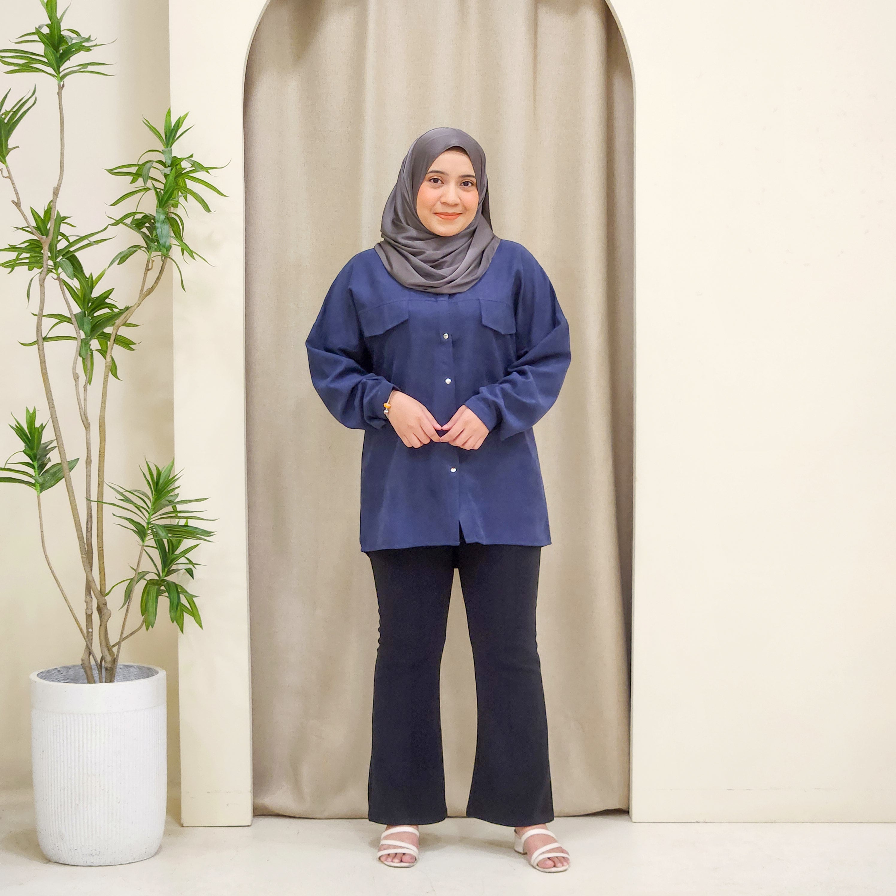 Liyah Kemeja Corduroy Women Blouse - PS050