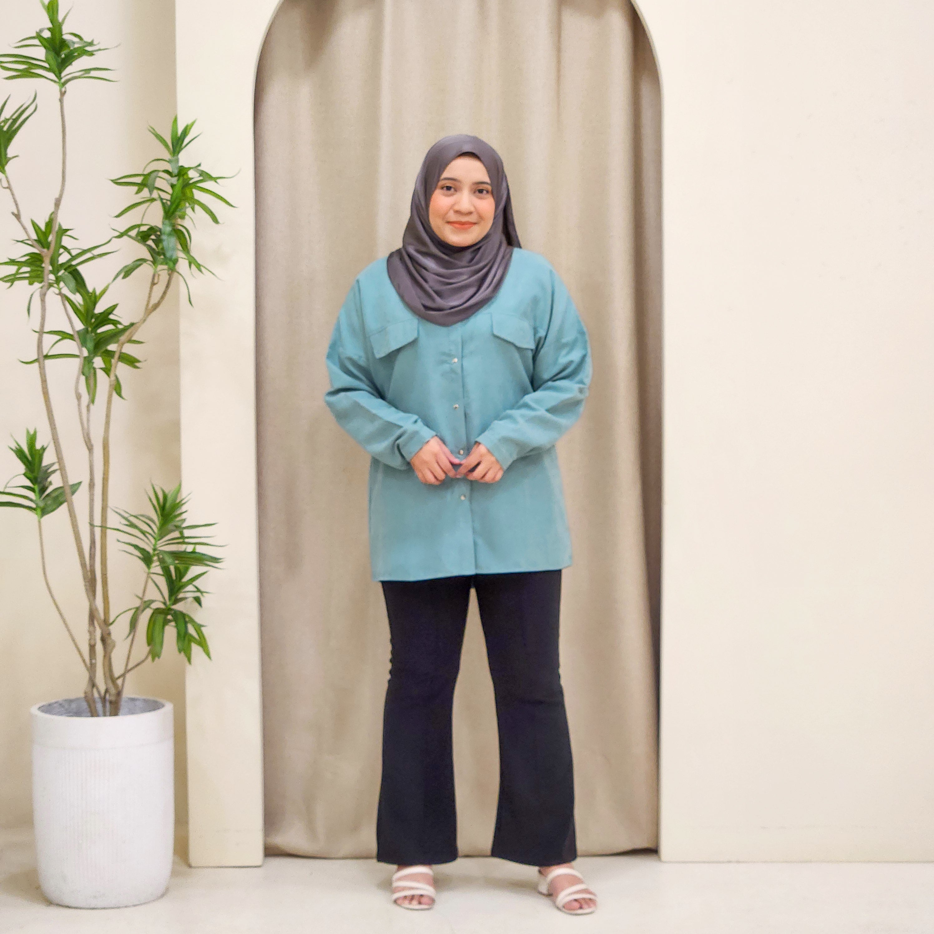 Liyah Kemeja Corduroy Women Blouse - PS050