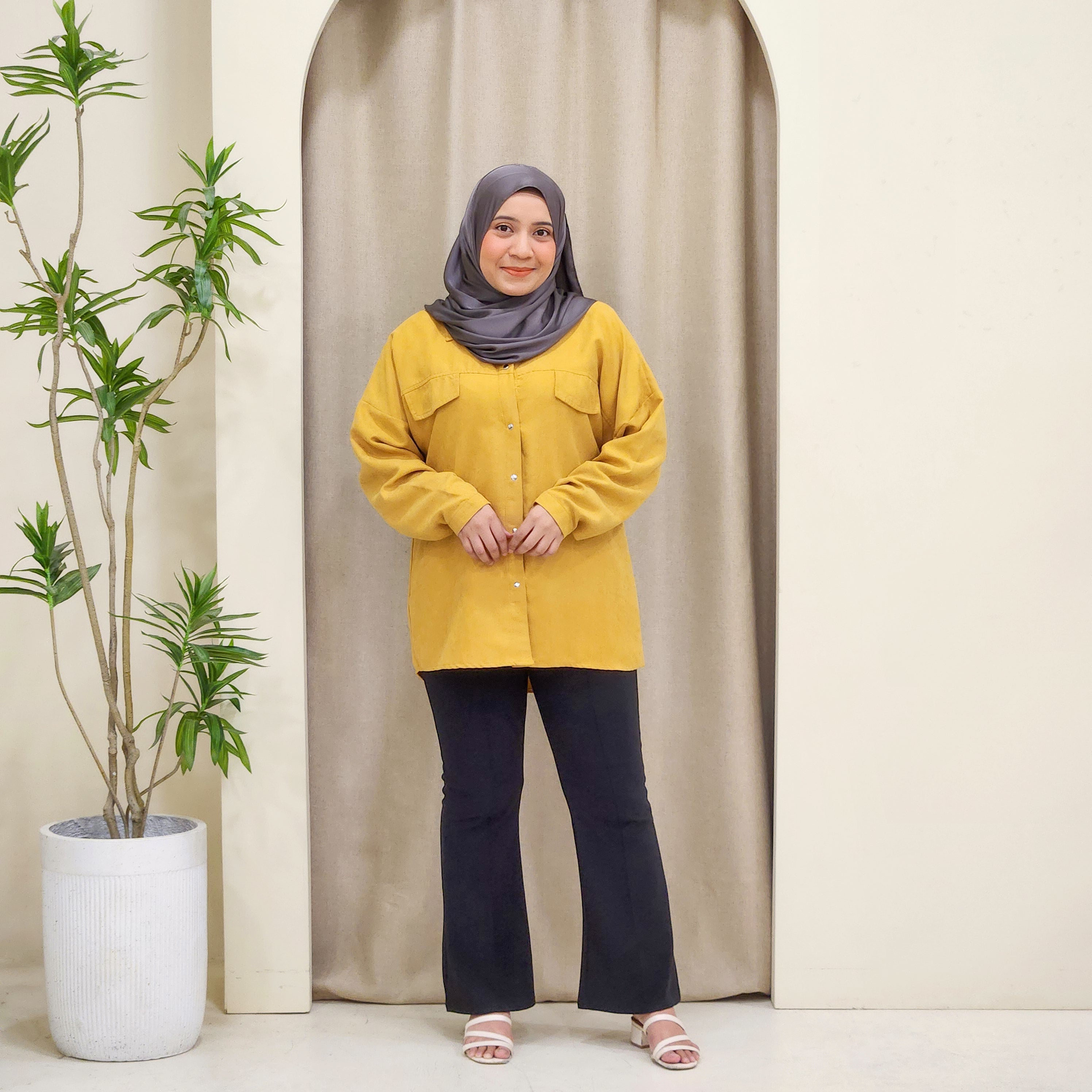 Liyah Kemeja Corduroy Women Blouse - PS050