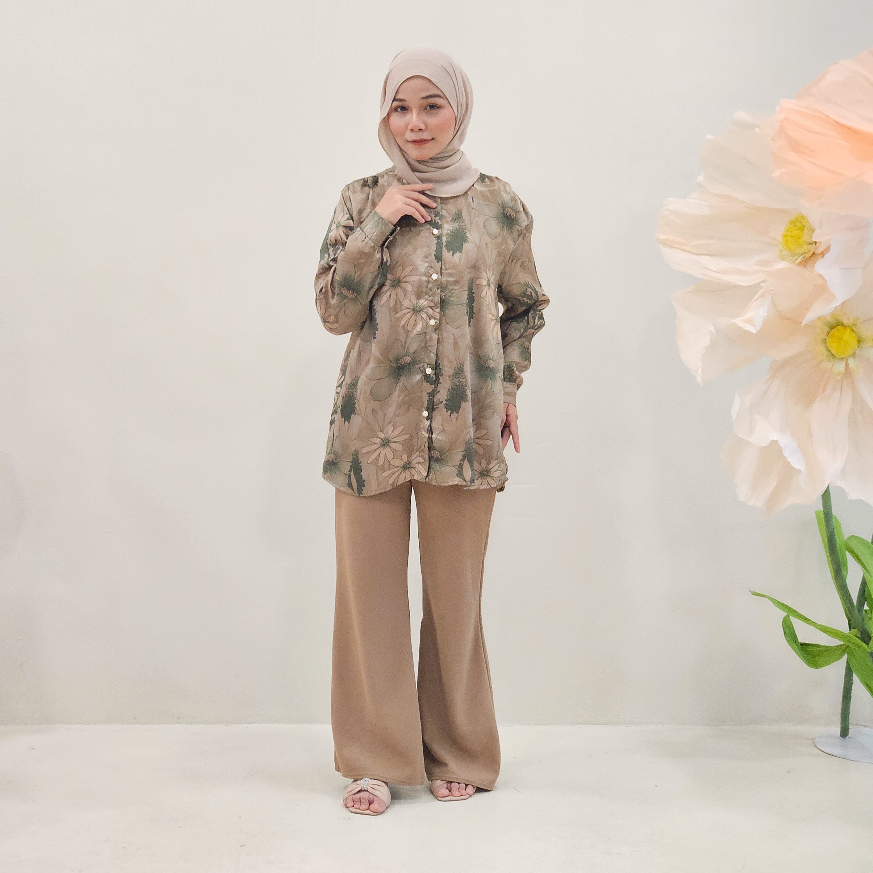 Safwa Elegant Satin Printed Blouse - PS068