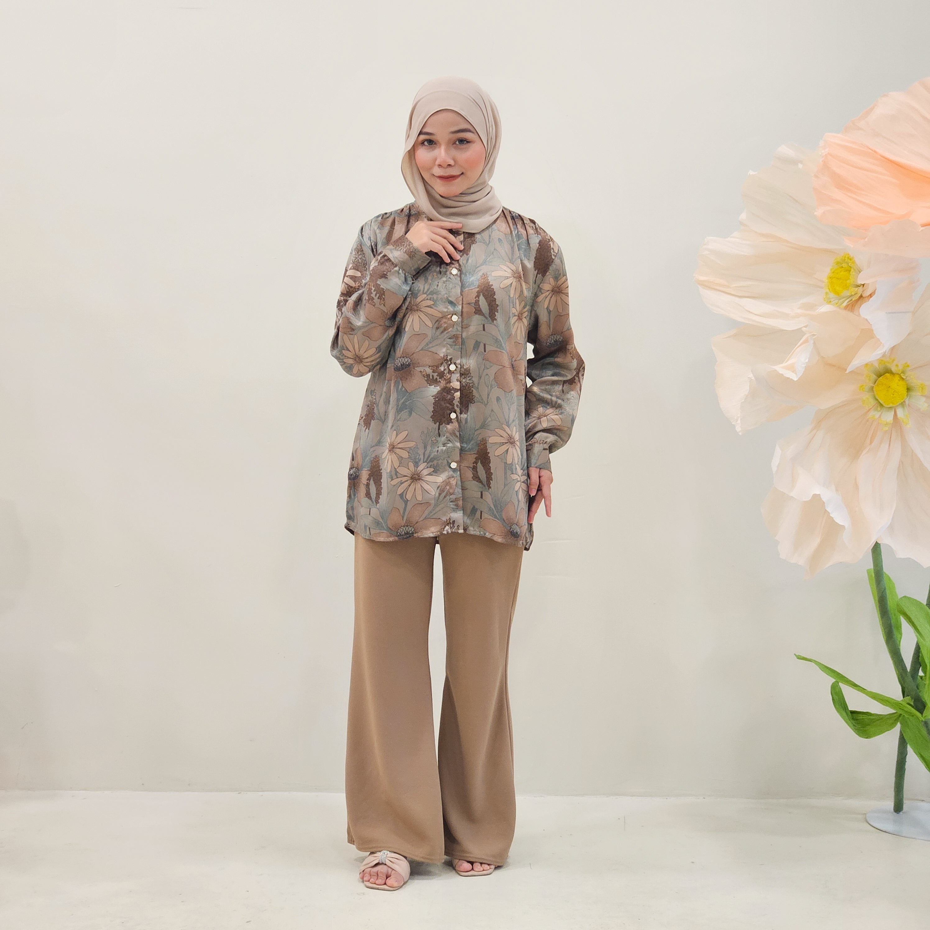 Safwa Elegant Satin Printed Blouse - PS068