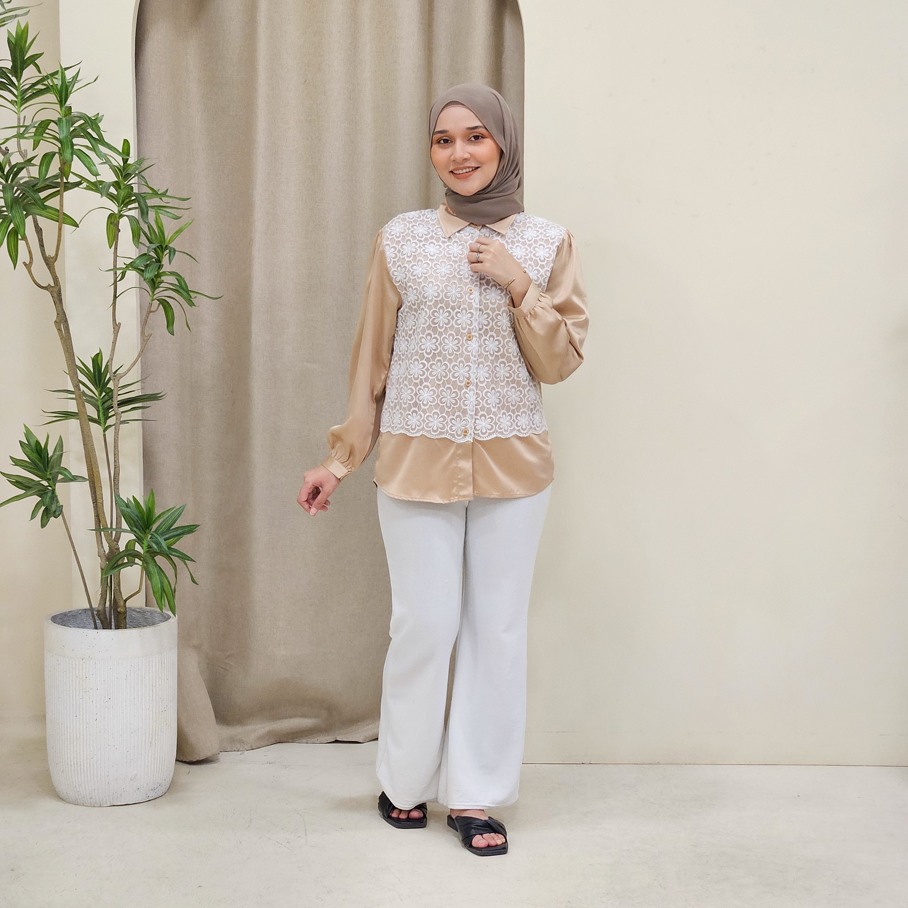 Eryna Elegant Women Blouse - PS074