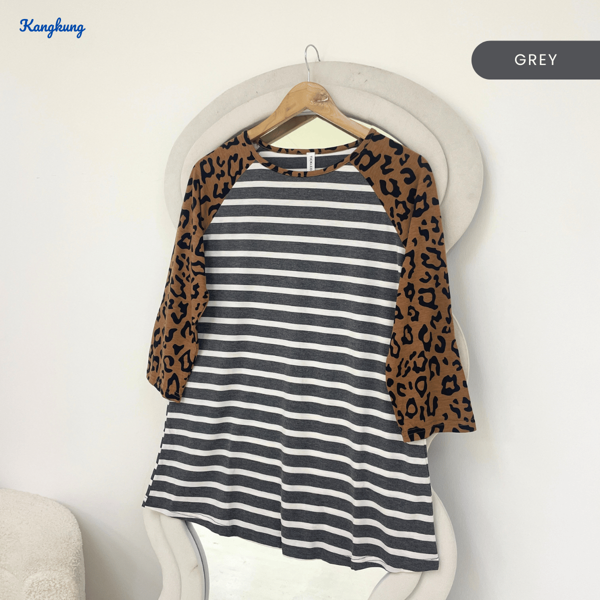 KANGKUNG SHENA LEOPARD SLEEVE STRIPED DAILY BLOUSE-Q011
