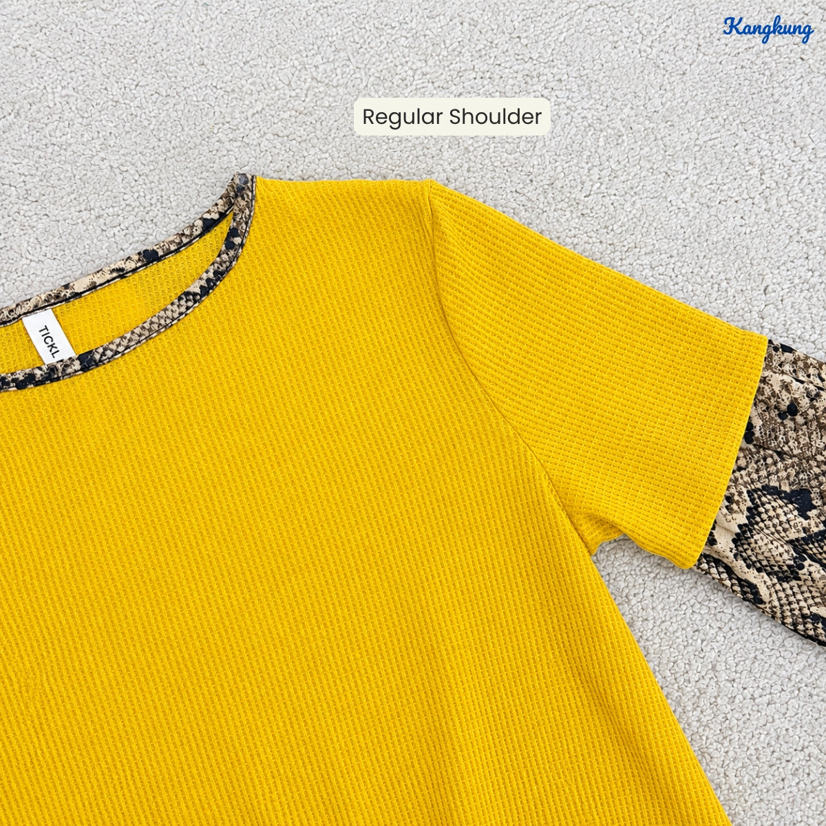 KANGKUNG SYLVIA SNAKE PRINT SLEEVE KNOT FRONT LONG TOP - Q031